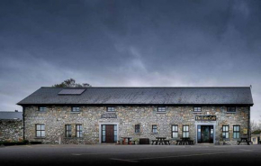 Lough Derg House & The Lake Cafe